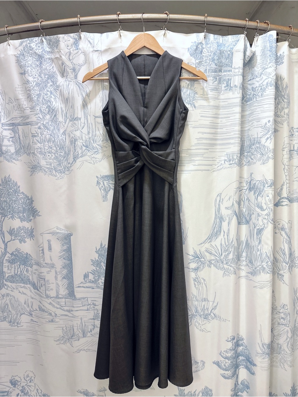 ánuans twist gather dress in grey size 0 (XS)